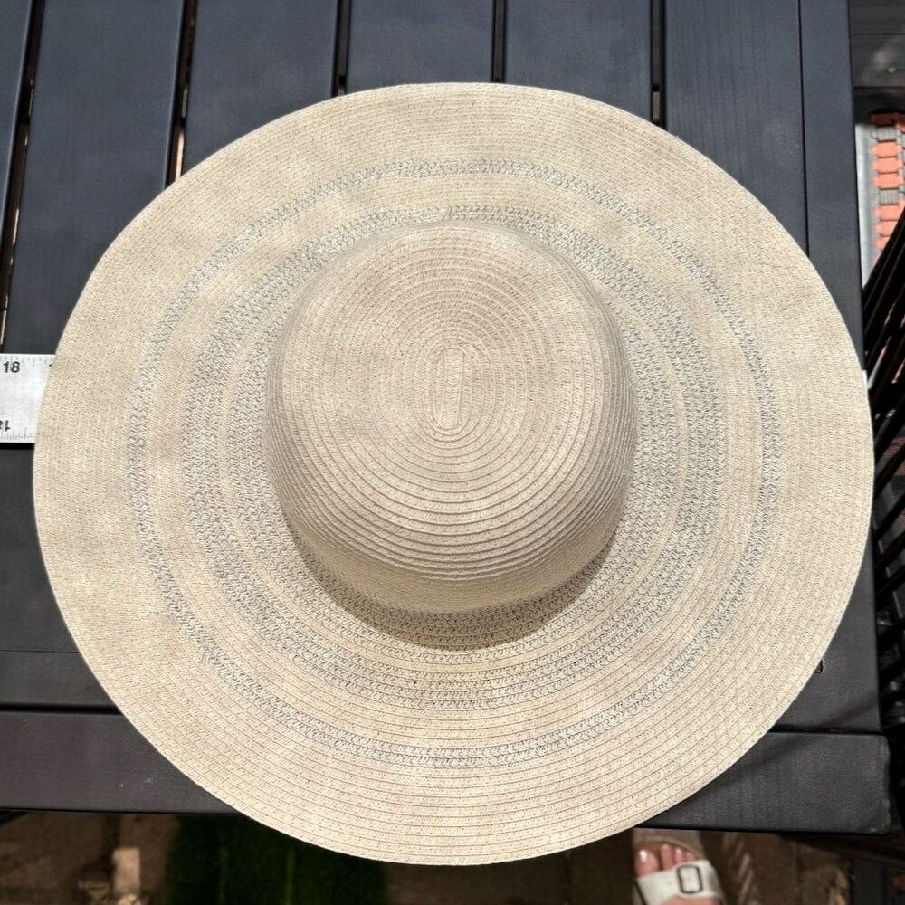 Karl Lagerfeld Paris Cream Light Grey Lurex Striped Straw Sun Hat SZ 17" Across
